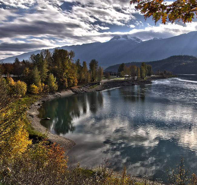 HDR panorama of a bay on Lake Revelstoke