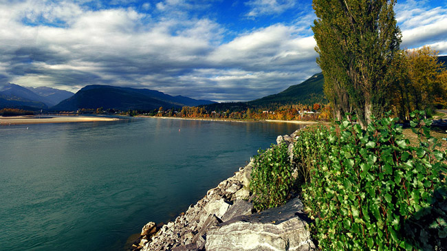 Panorama of Lake Revelstoke