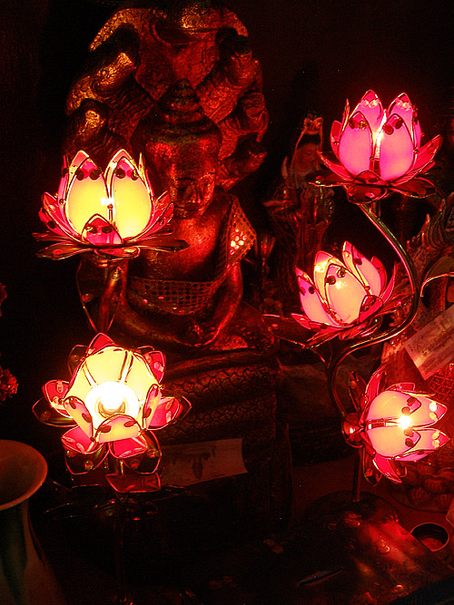 A small shrine inside Wat Phnom