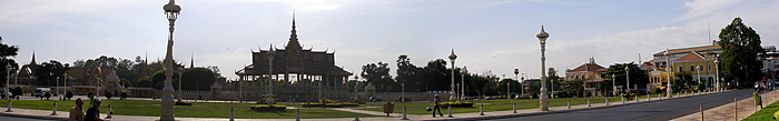 Panorama of the square on the river side of the Royal Palace