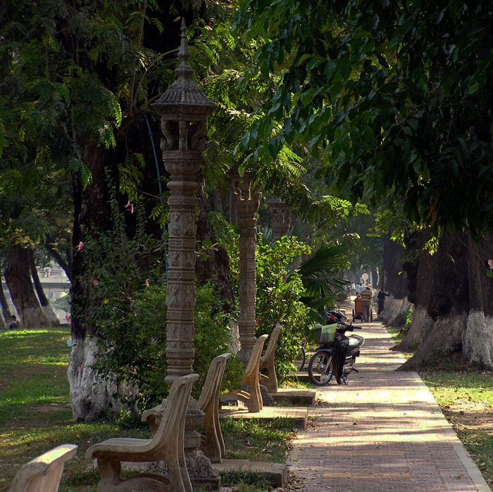 Street next to a river in Siem Reap, Cambodia